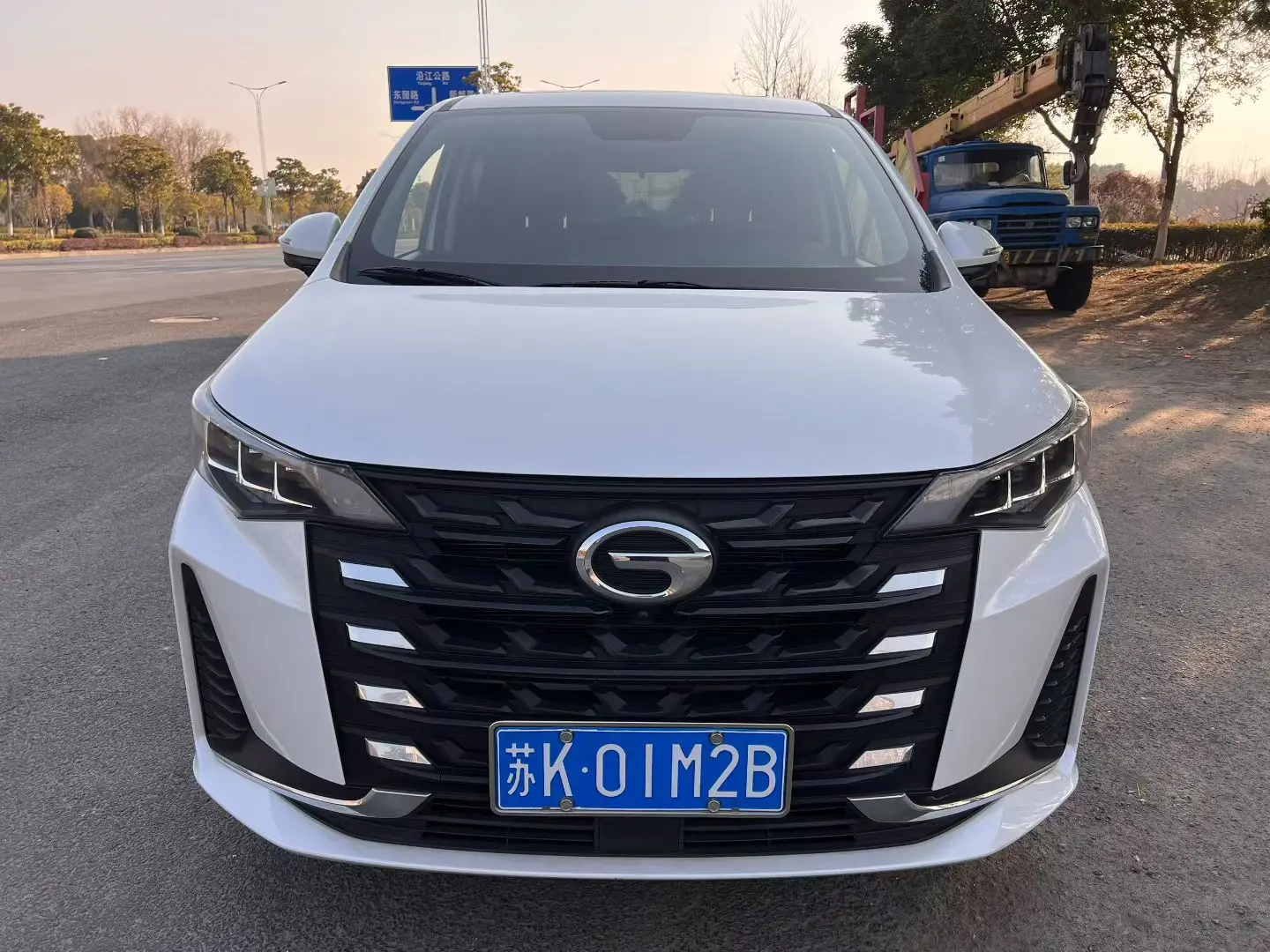GAC Trumpchi M6  из Китая