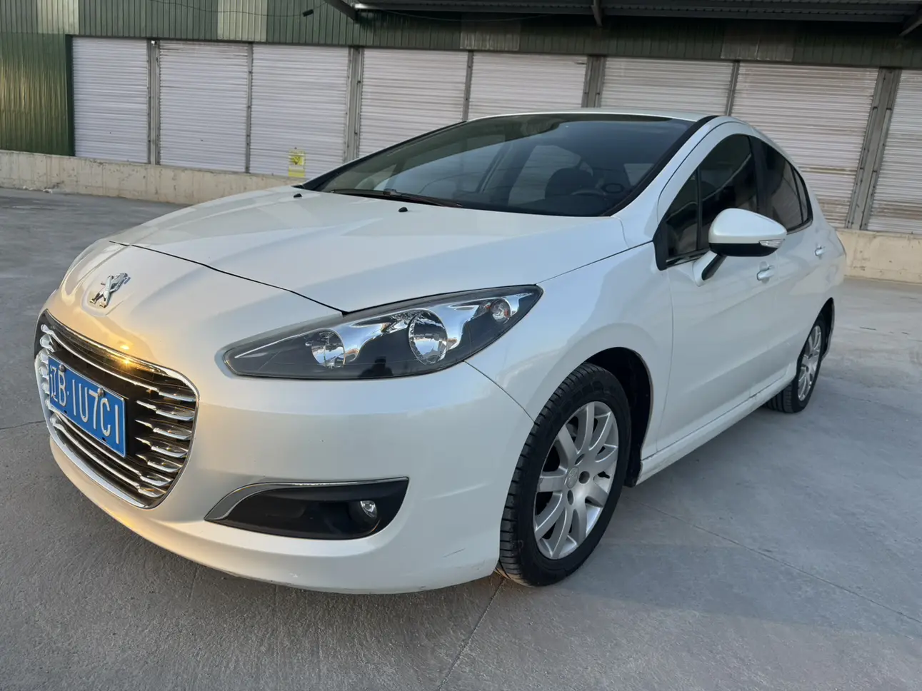 Peugeot 308  из Китая