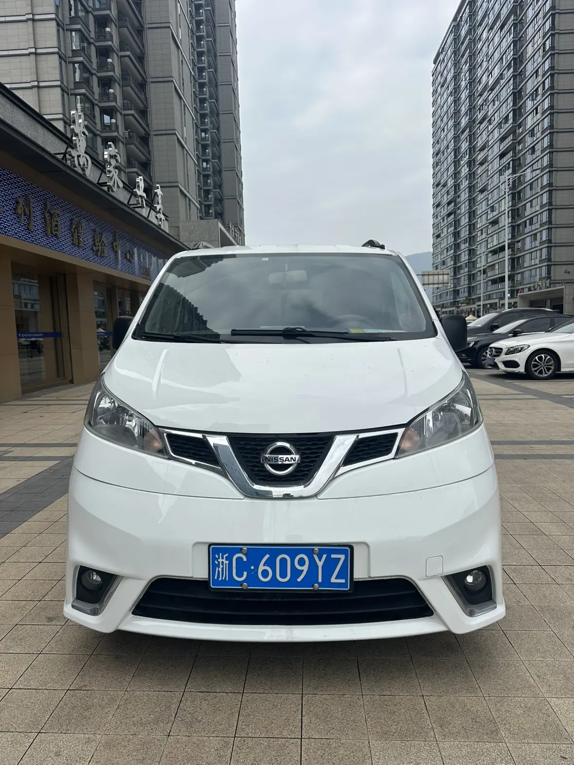 Nissan NV200  из Китая