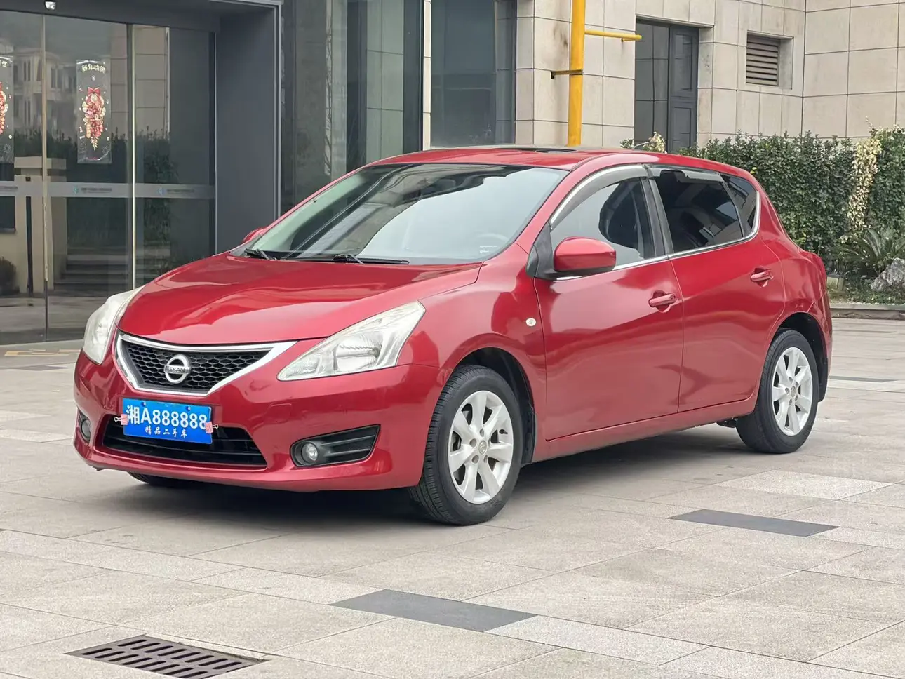 Nissan Tiida  из Китая