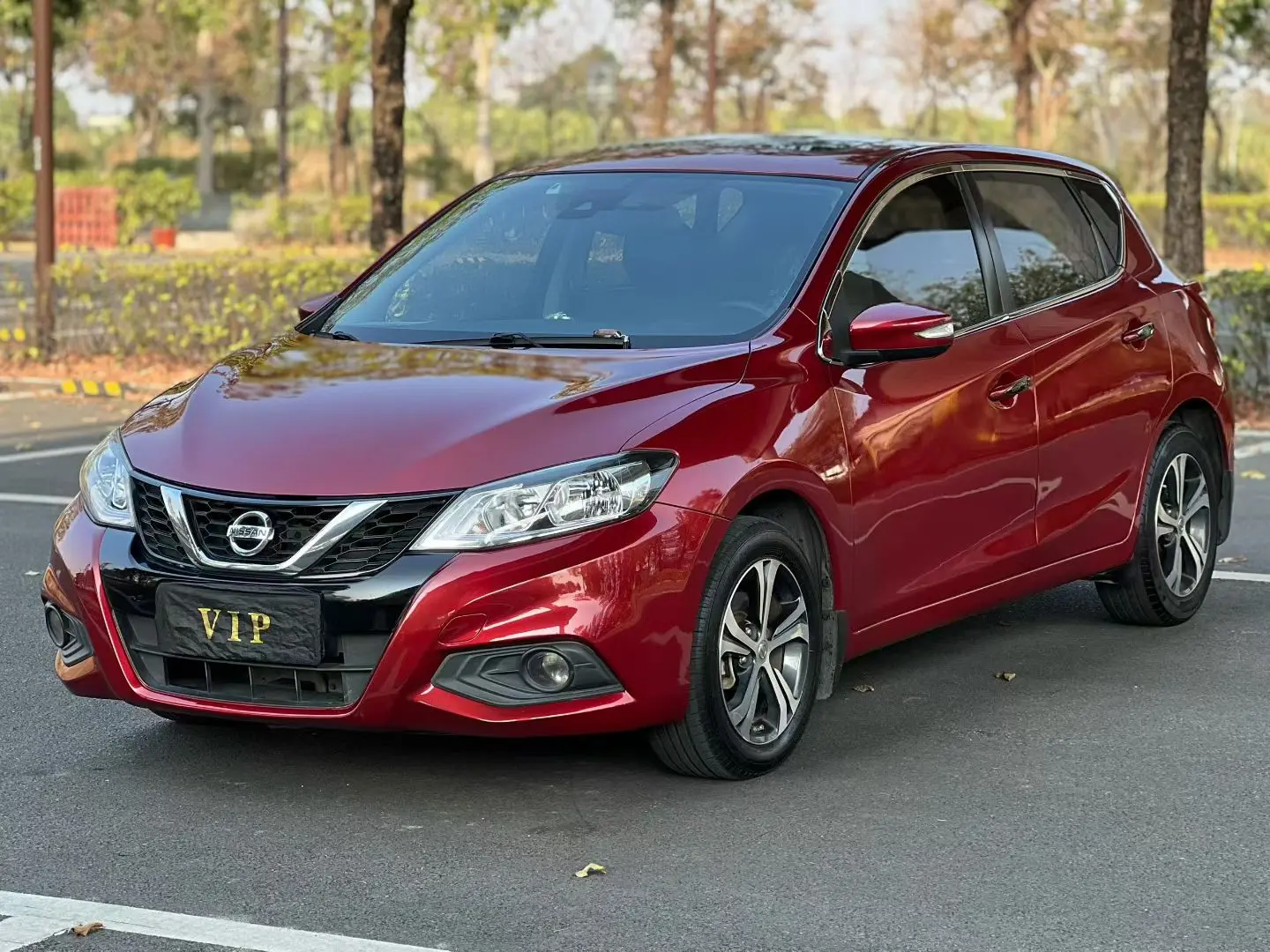 Nissan Tiida  из Китая