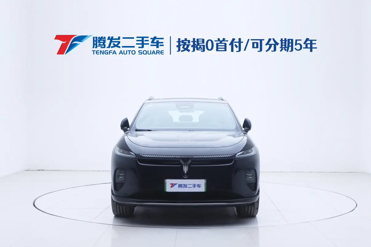 Voyah Courage  из Китая