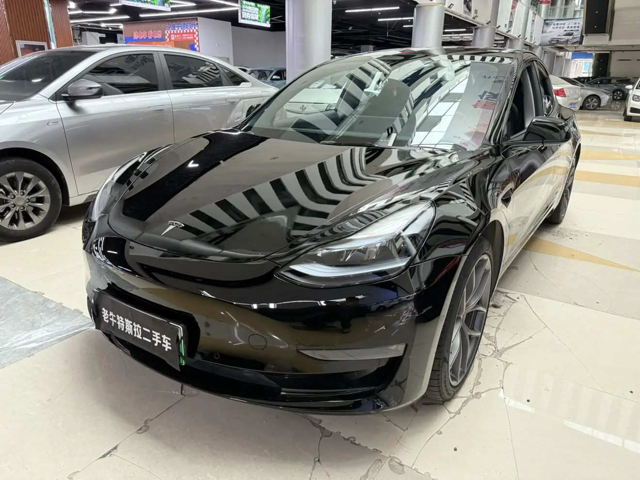 Tesla Model 3  из Китая