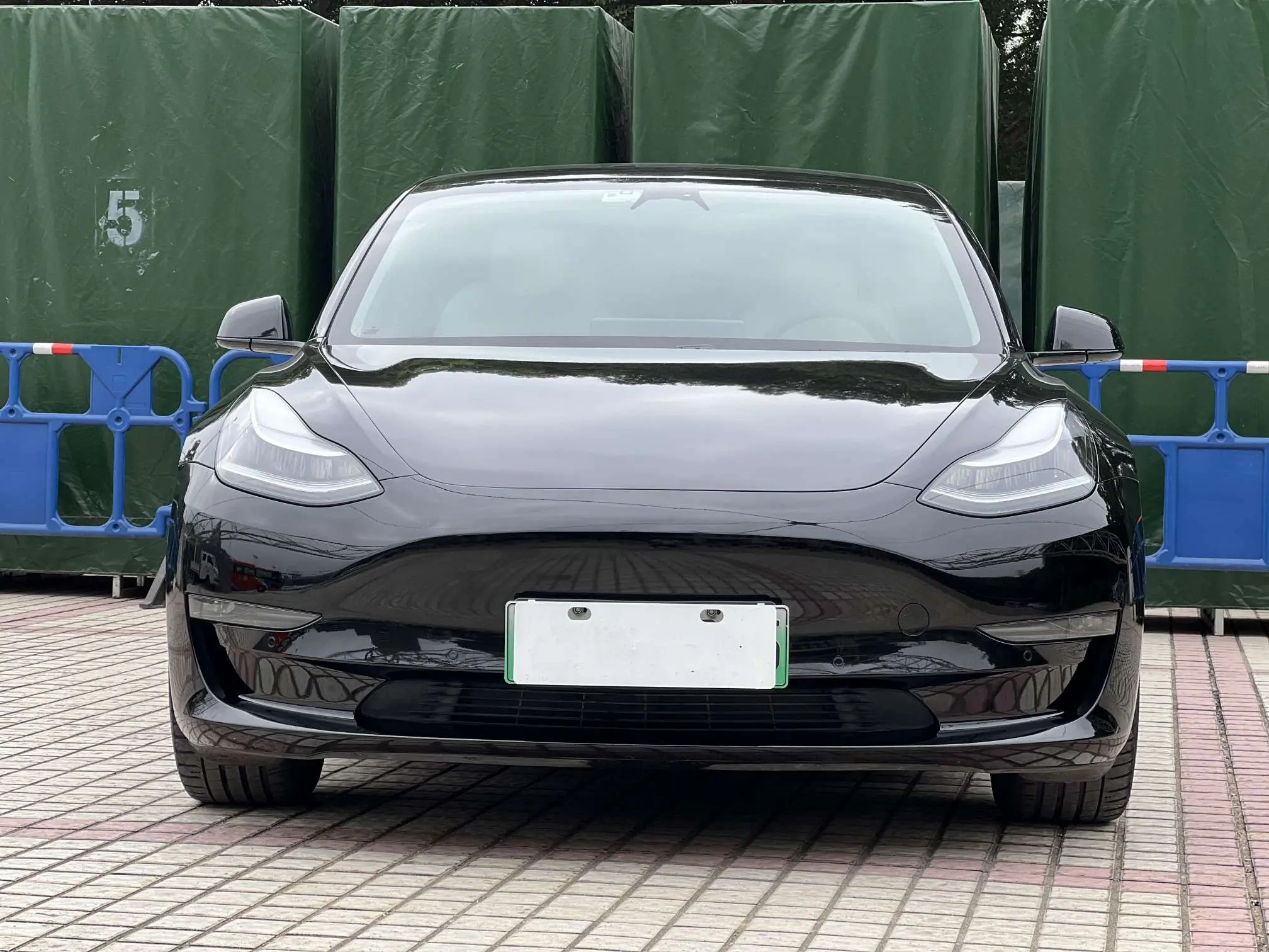 Tesla Model 3  из Китая