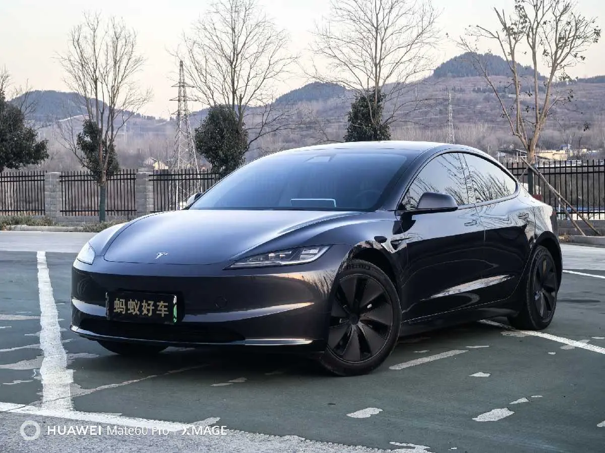 Tesla Model 3  из Китая