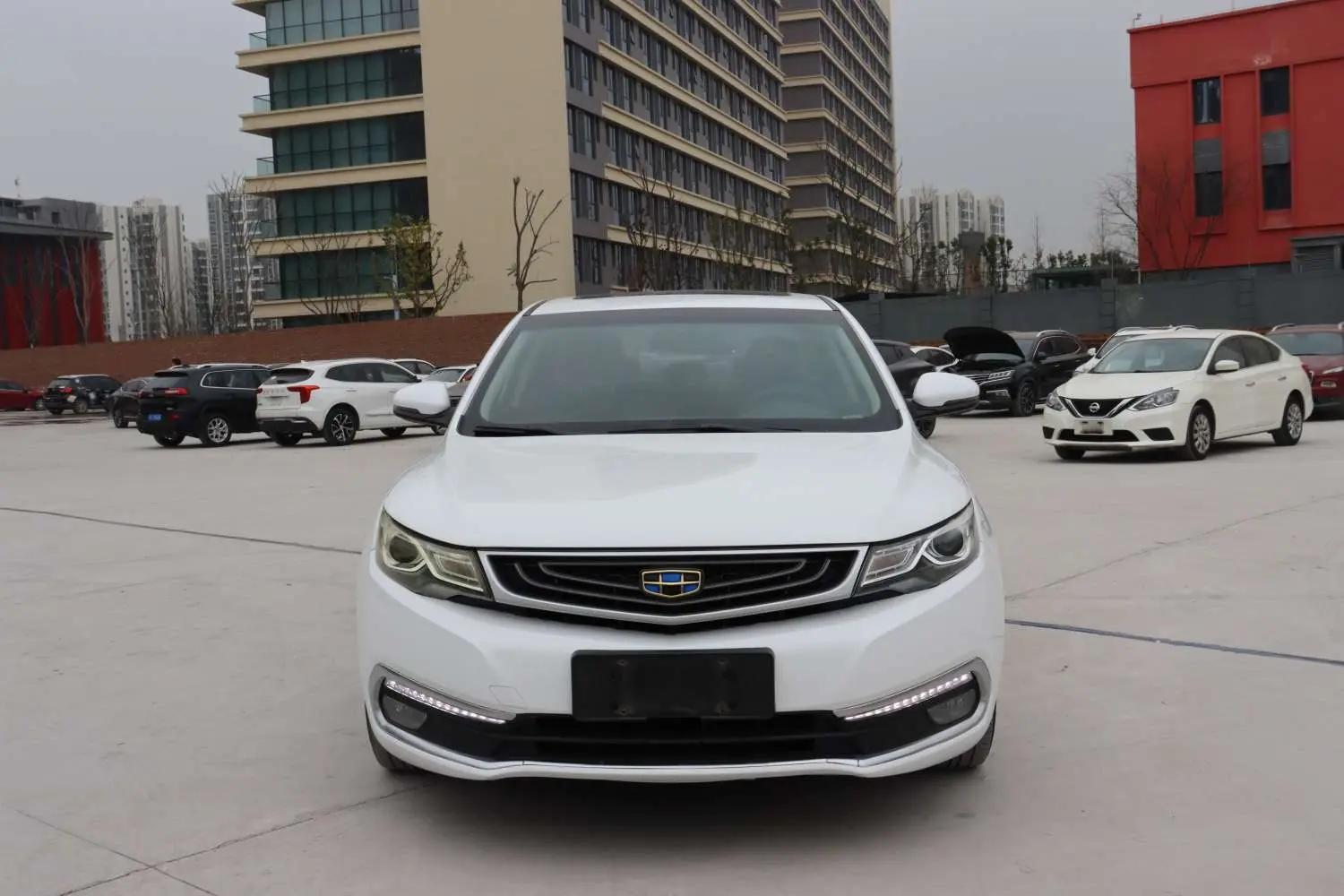 Geely Emgrand GL  из Китая