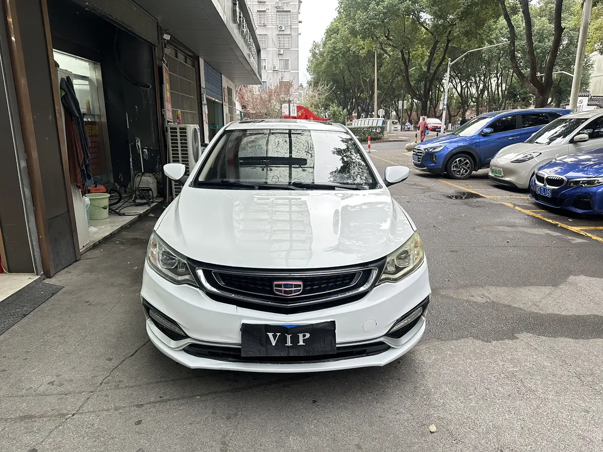 Geely Vision  из Китая