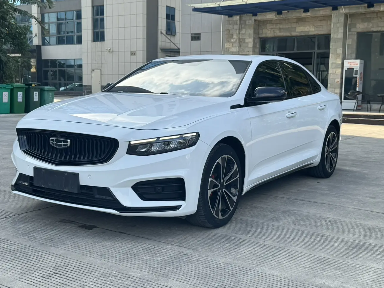 Geely Xing Rui  из Китая