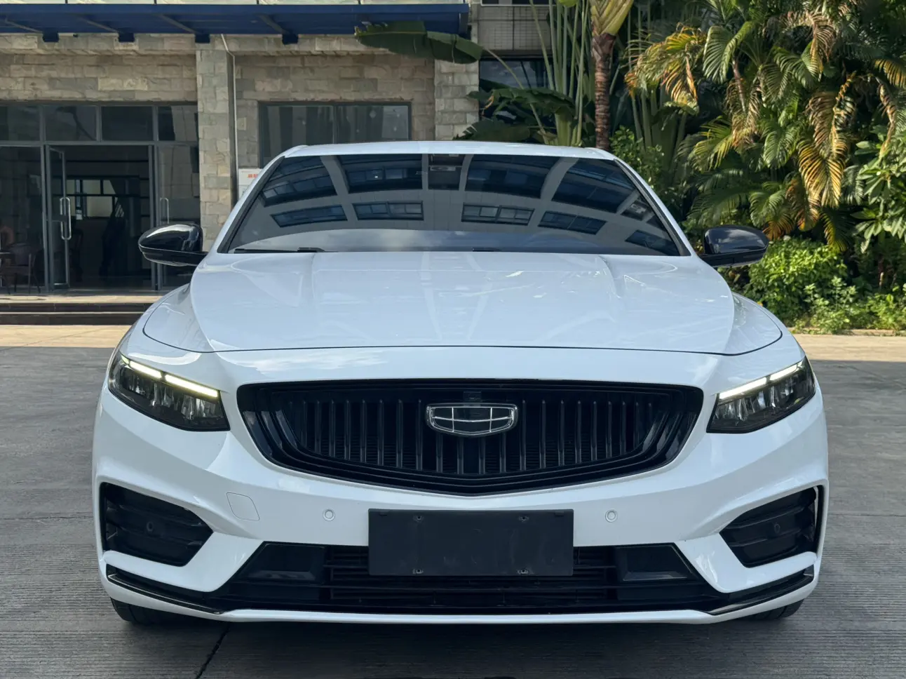 Geely Xing Rui  из Китая