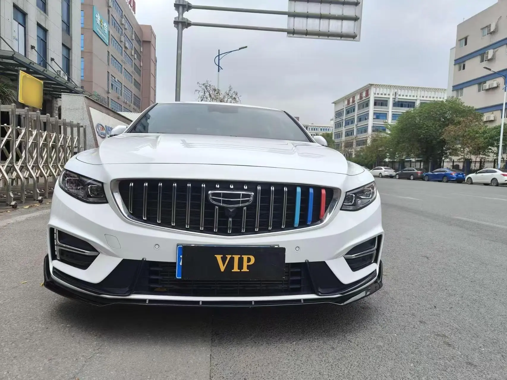 Geely Xing Rui  из Китая