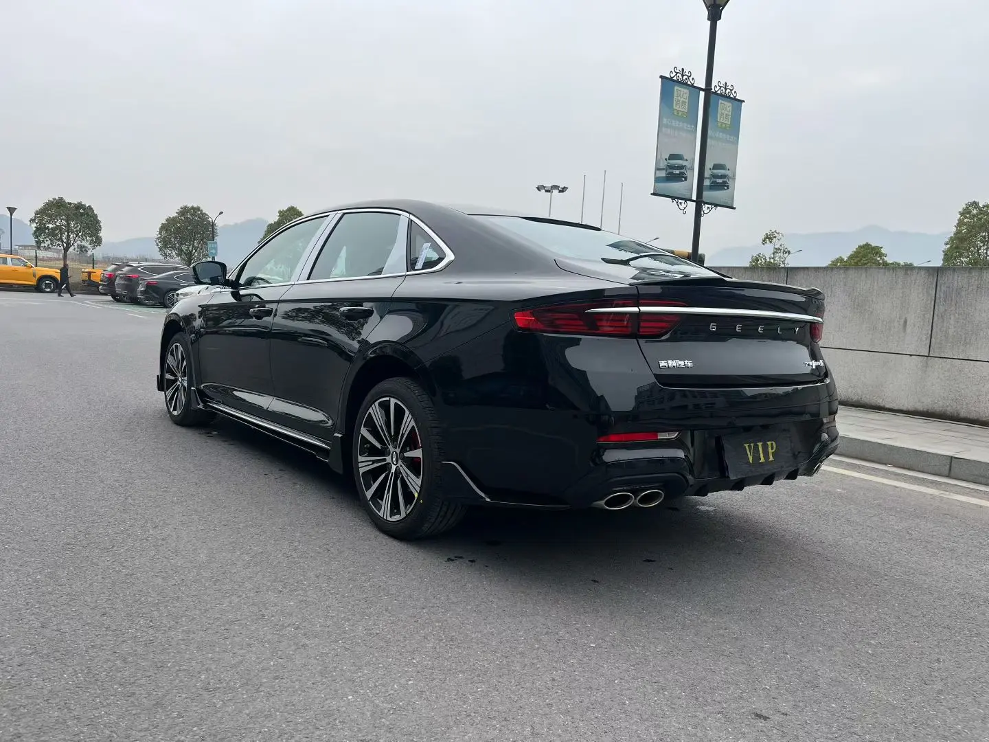 Geely Xing Rui  из Китая