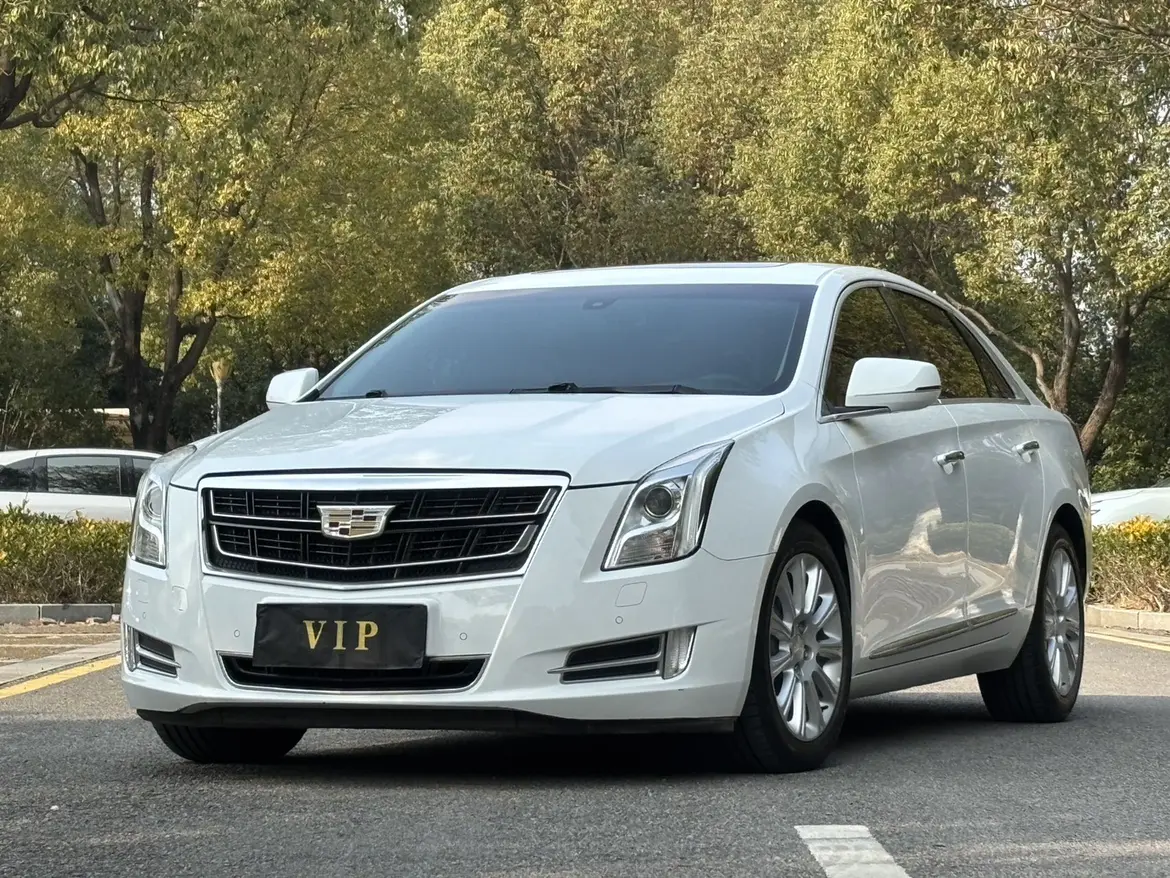 Cadillac XTS  из Китая