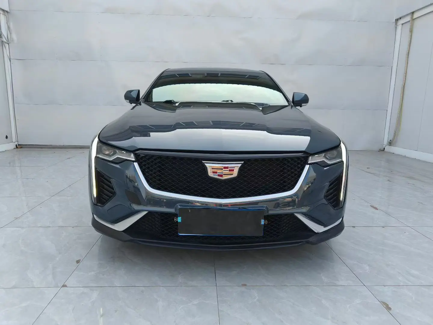 Cadillac CT4  из Китая