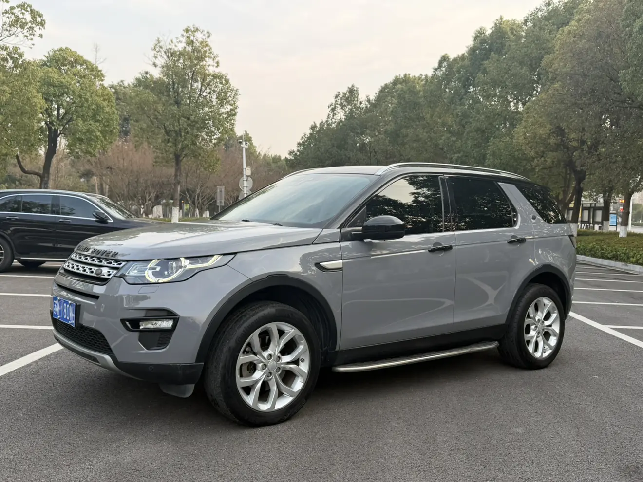 Land Rover Discover the magic  из Китая