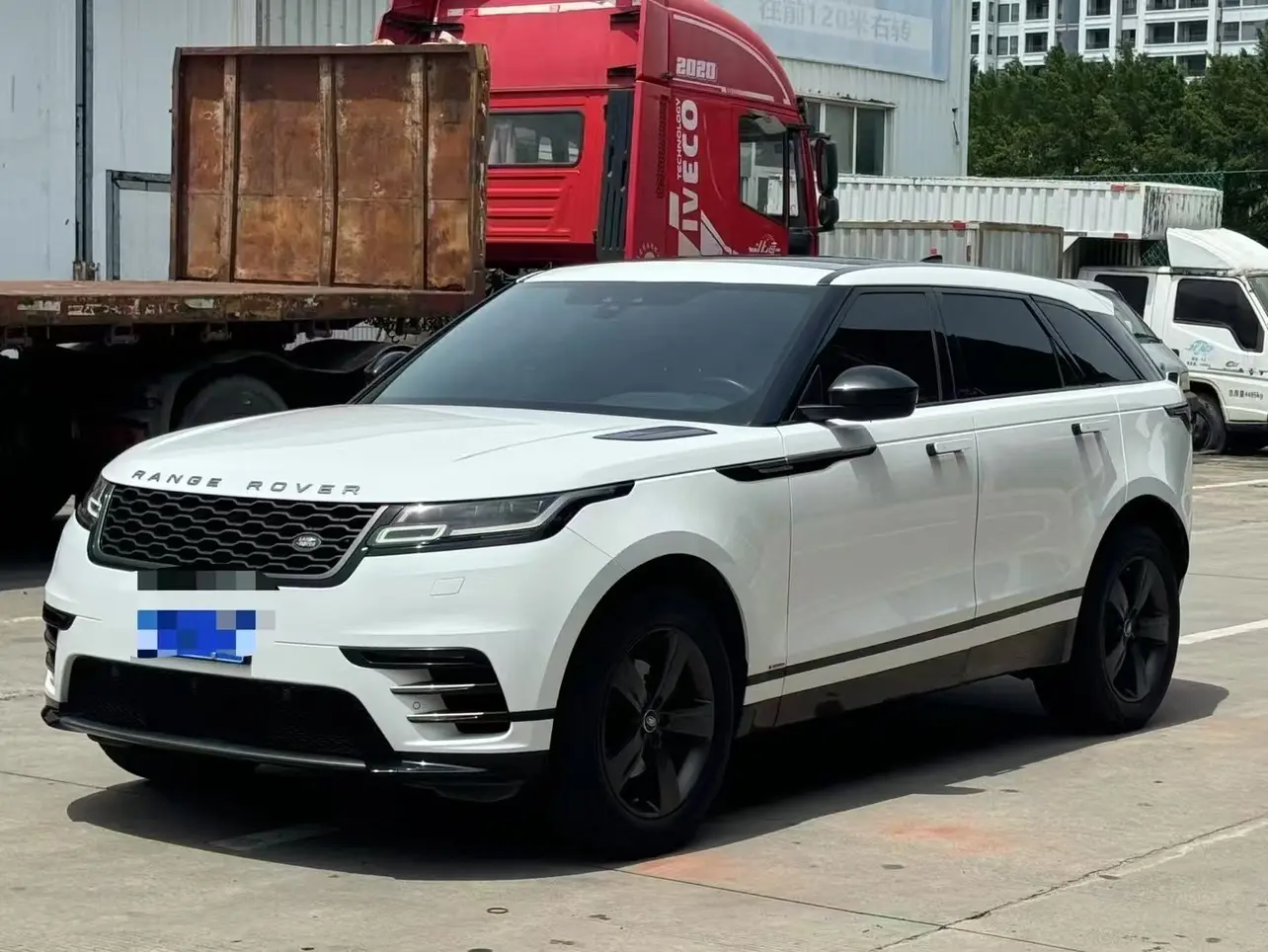 Land Rover Range Rover Velar  из Китая