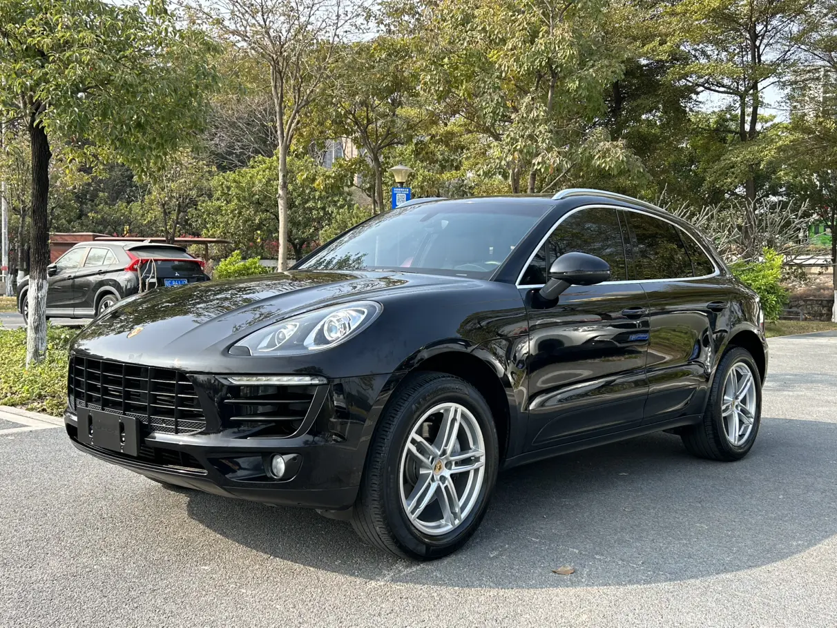 Porsche Macan  из Китая