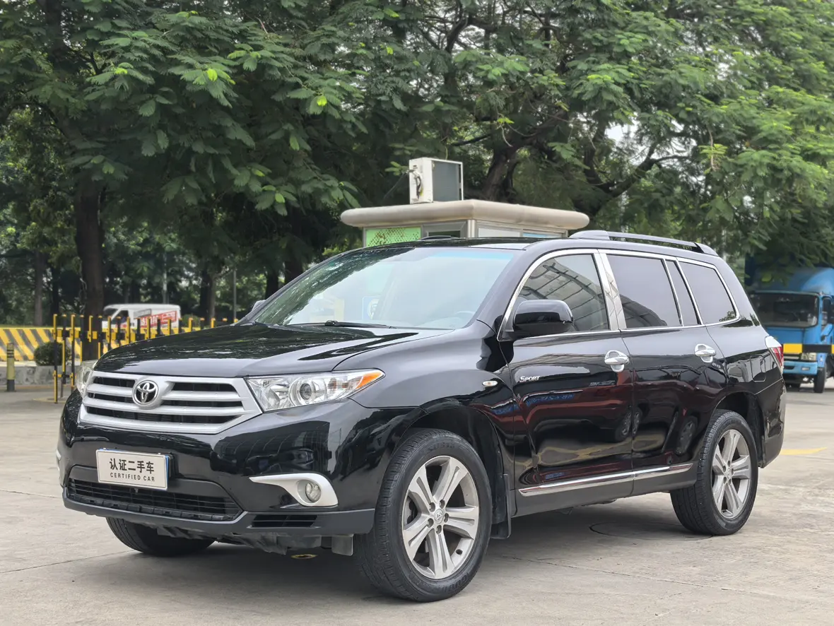 Toyota Highlander  из Китая