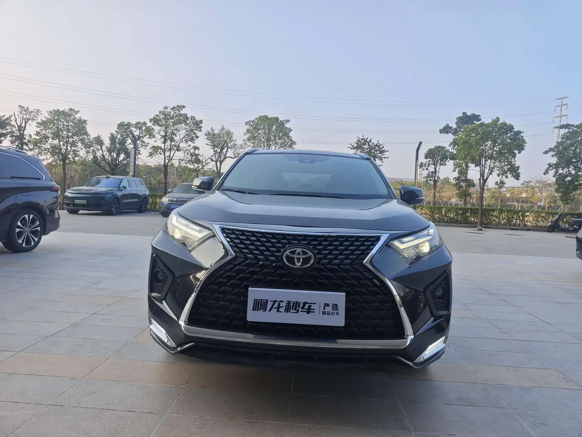 Toyota RAV4  из Китая