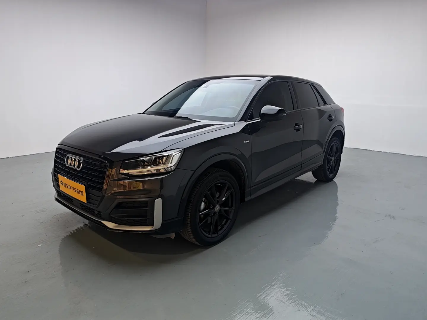 Audi Q2L