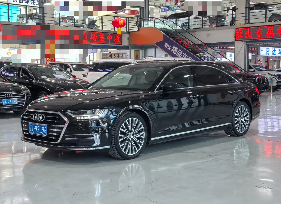 Audi A8