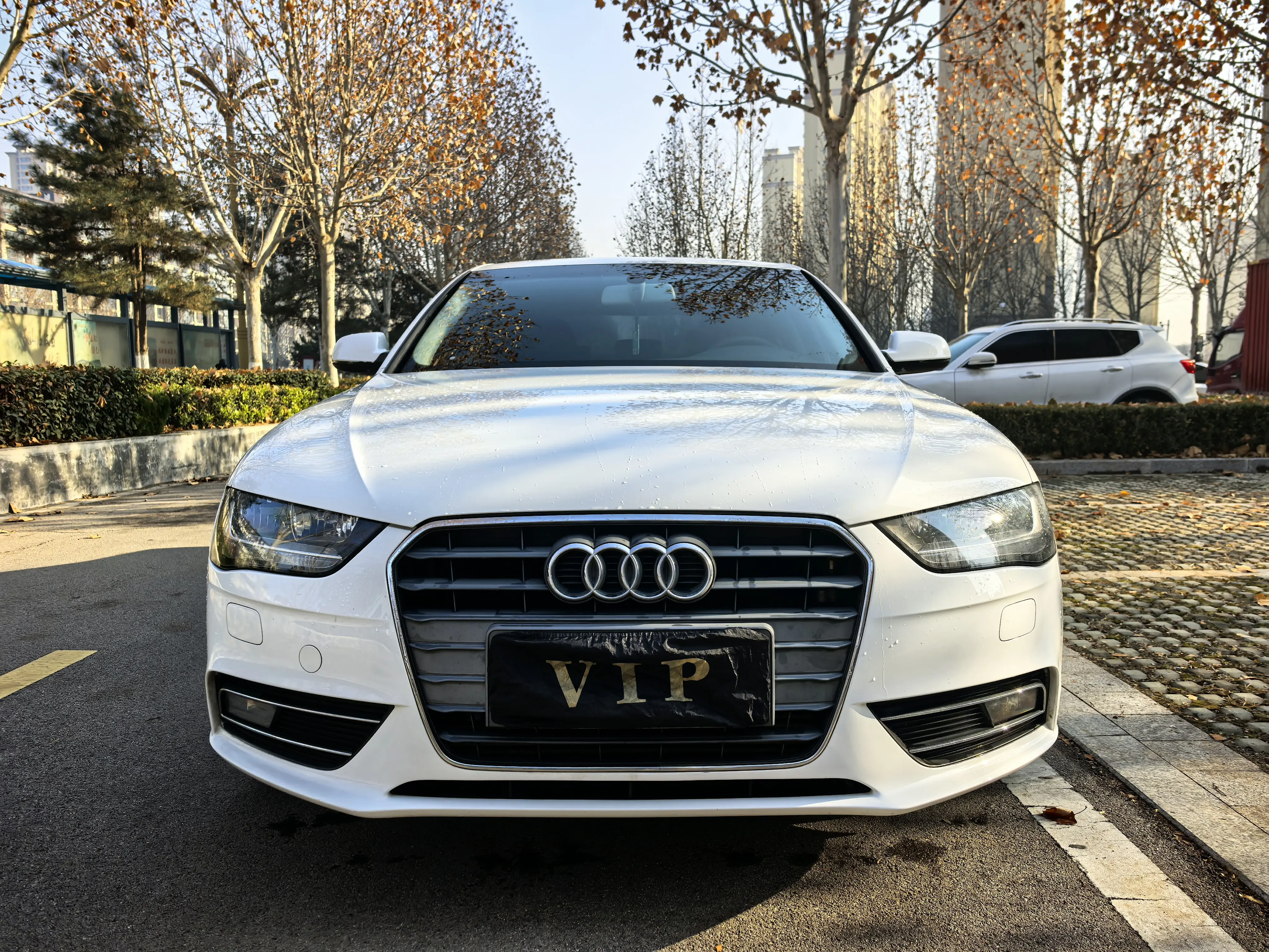 Audi A4L  из Китая