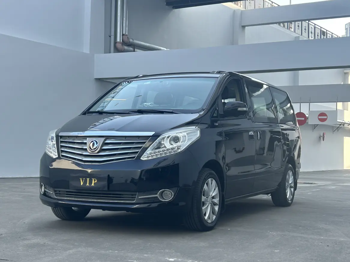 Forthing Fengxing CM7  из Китая