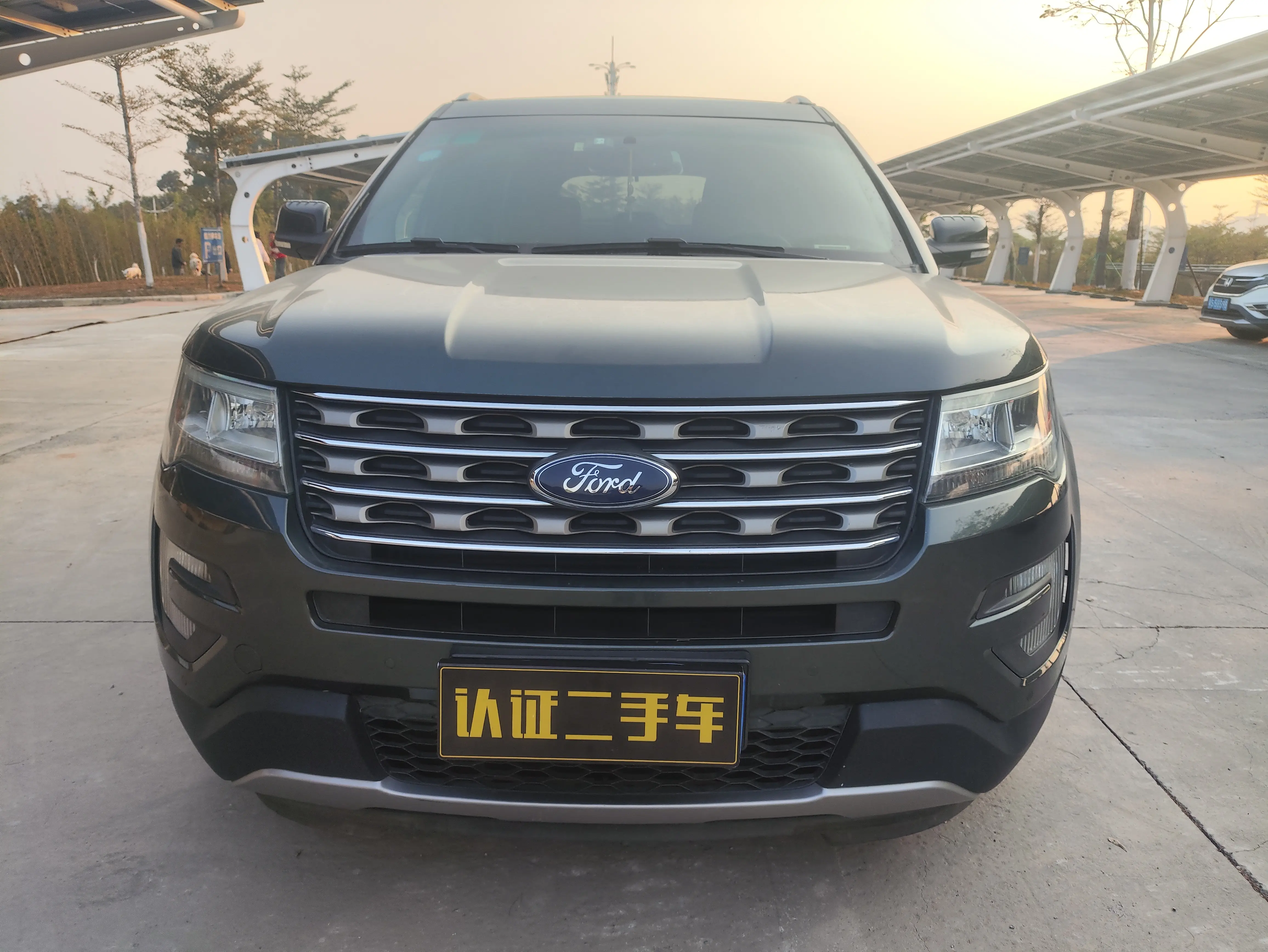 Ford Explorer  из Китая