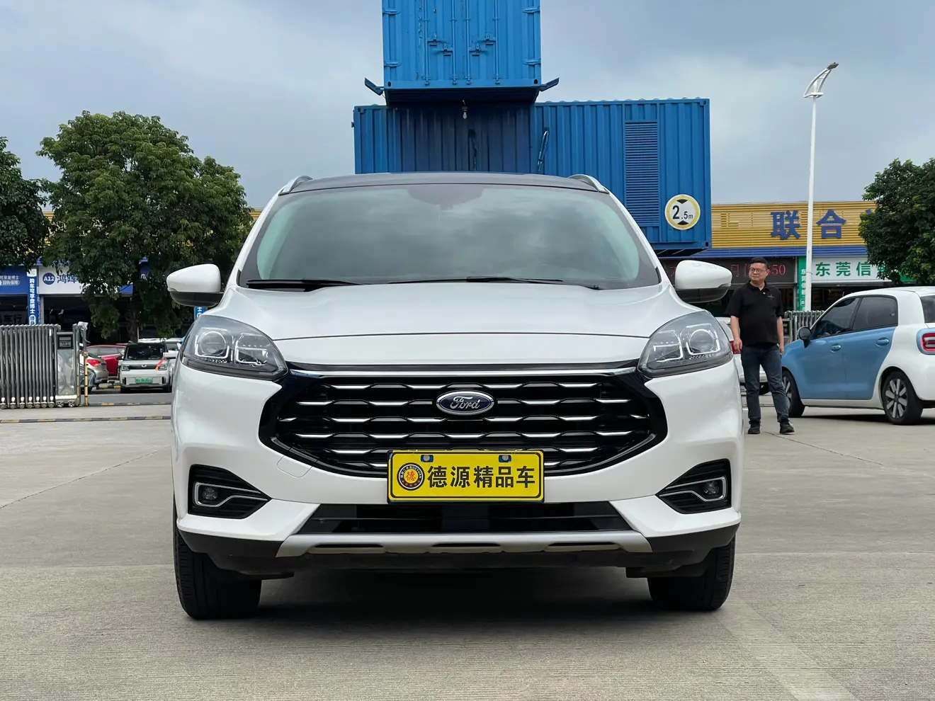 Ford Escape  из Китая