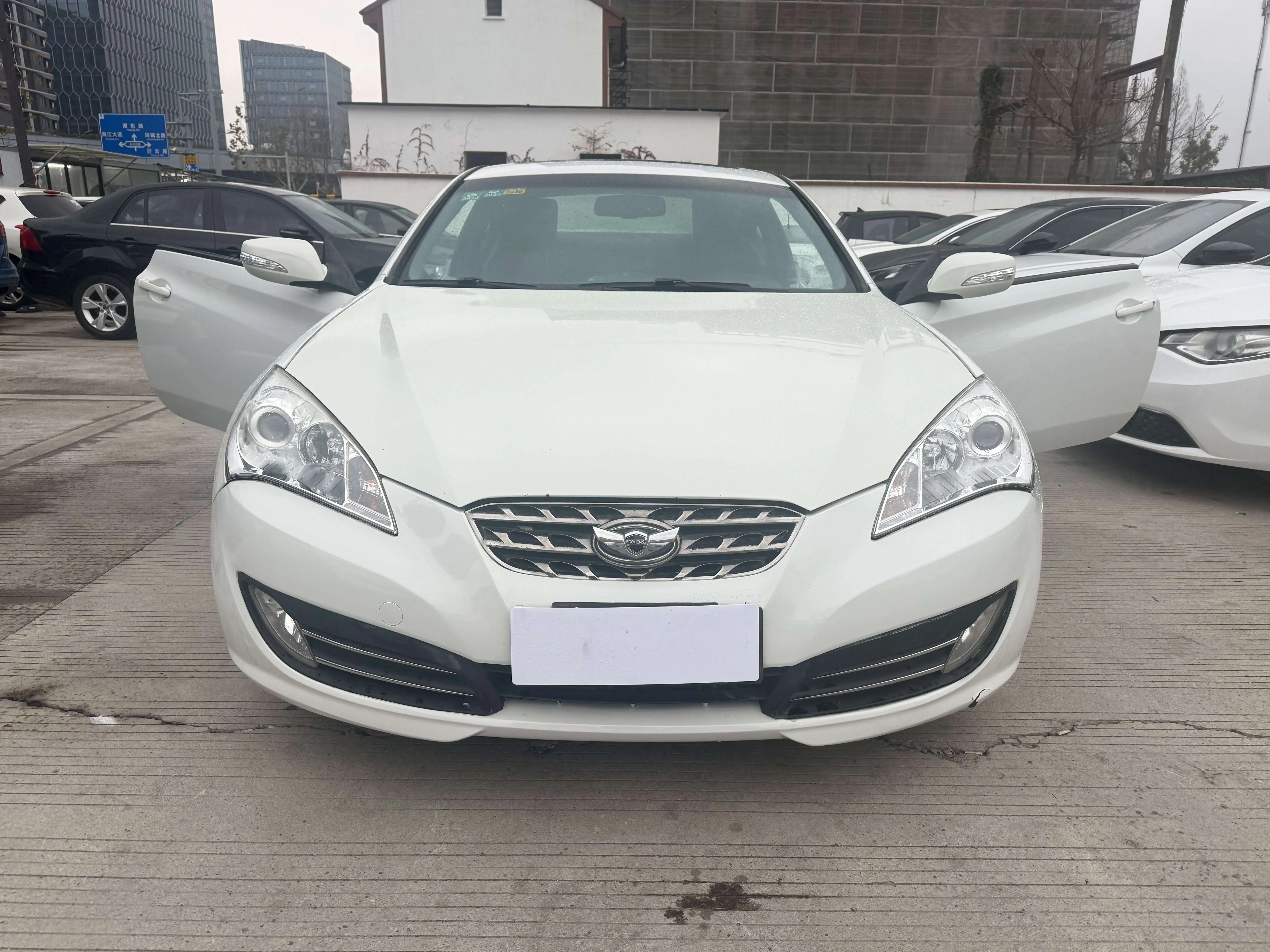 Hyundai Genesis-Coolpad  из Китая