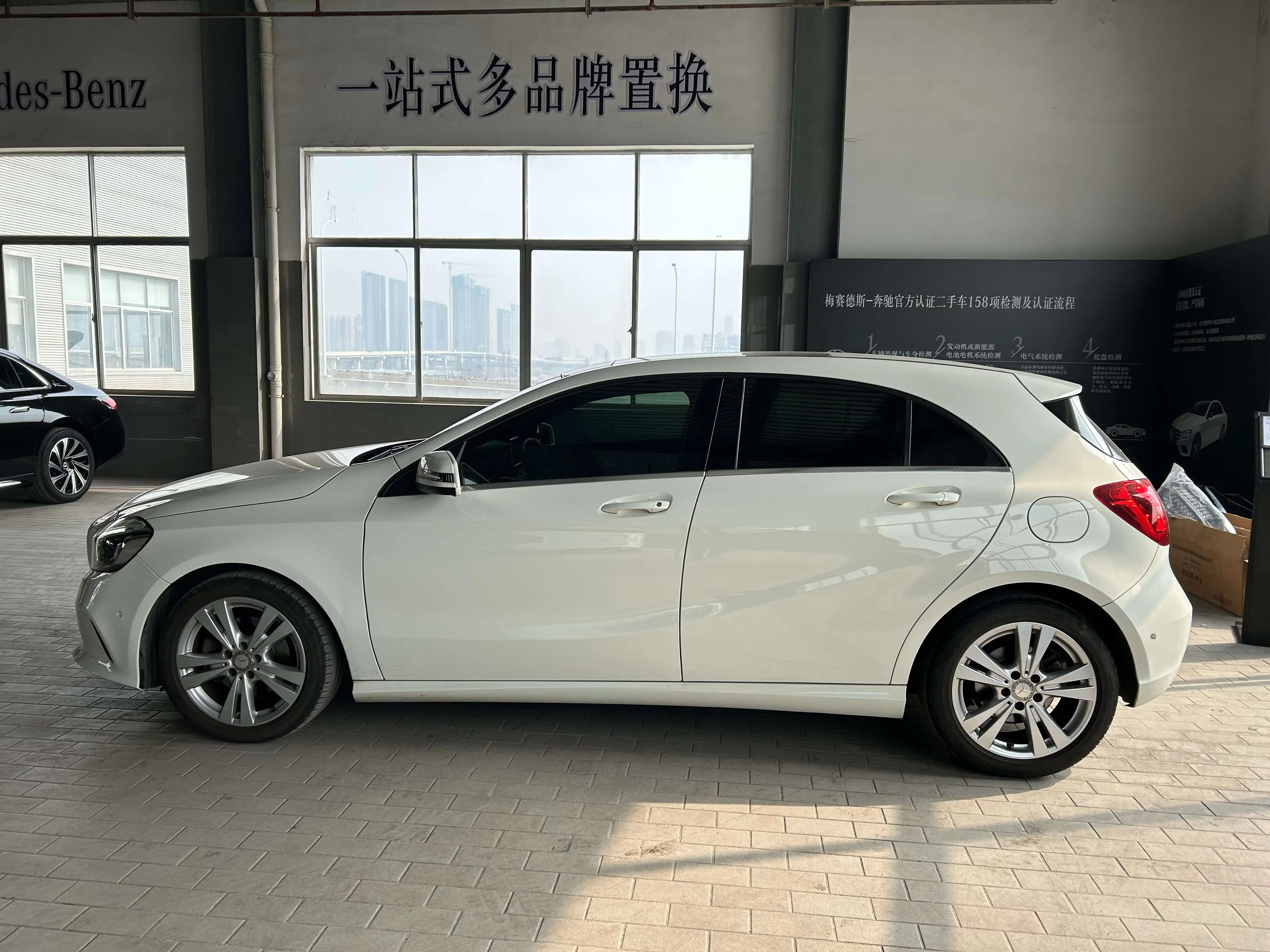 Mercedes-Benz A-Class  из Китая