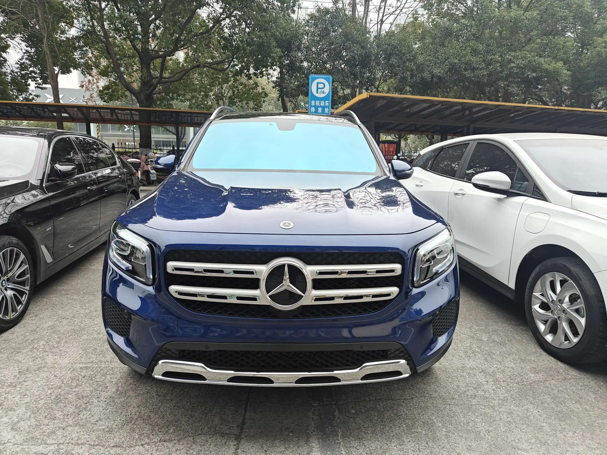 Mercedes-Benz GLB  из Китая
