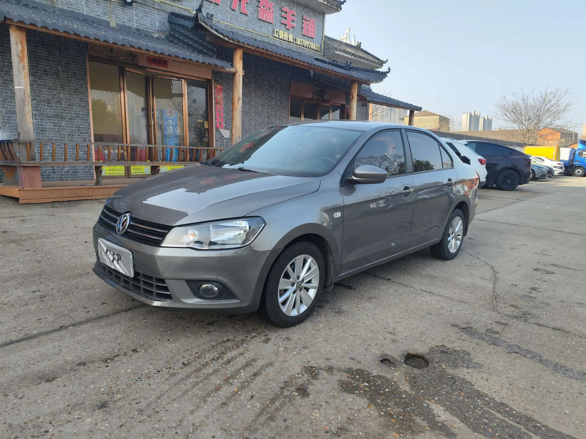 Volkswagen Jetta  из Китая