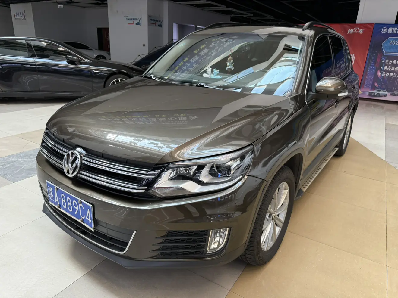 Volkswagen Tiguan  из Китая