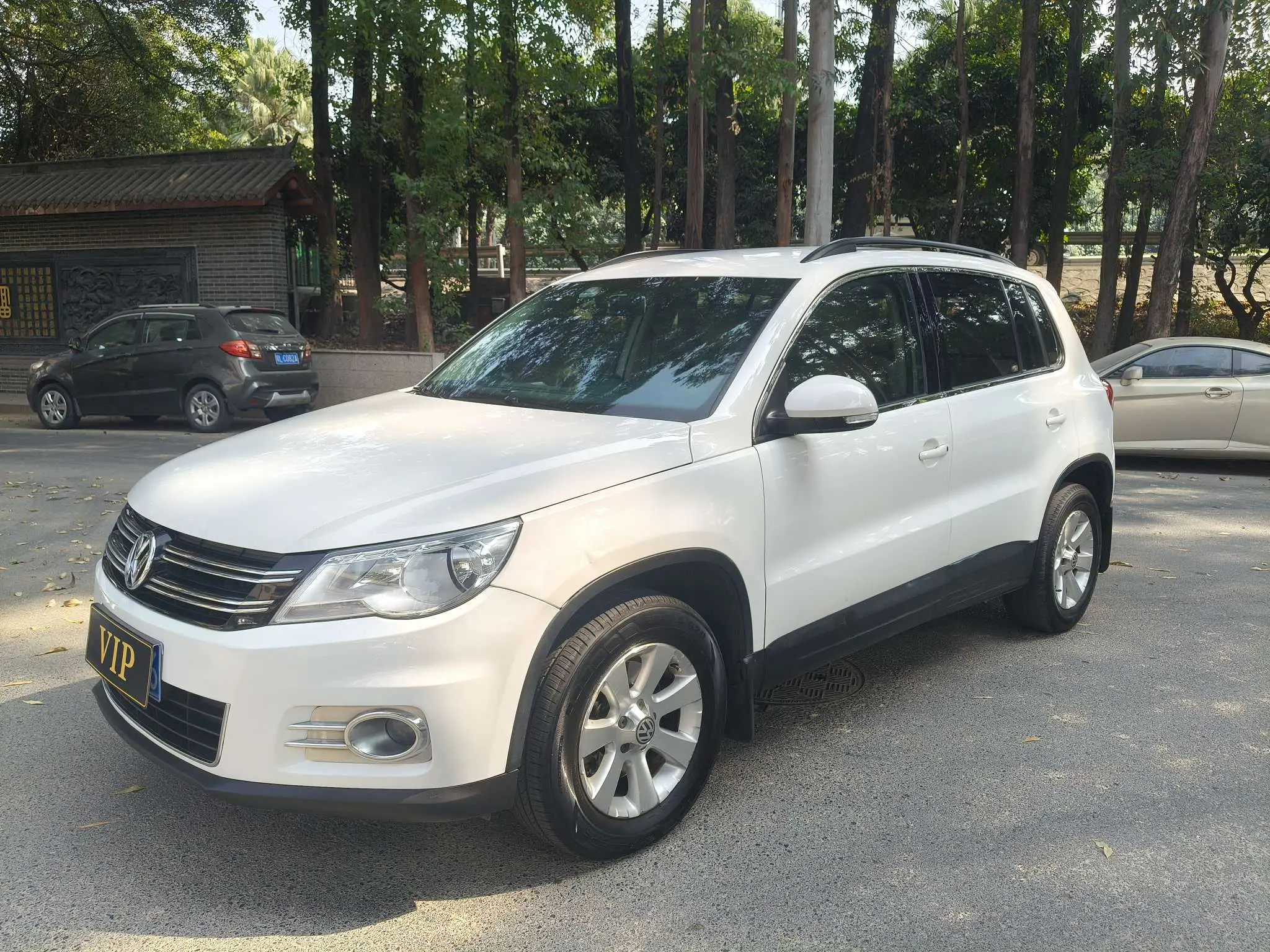 Volkswagen Tiguan  из Китая