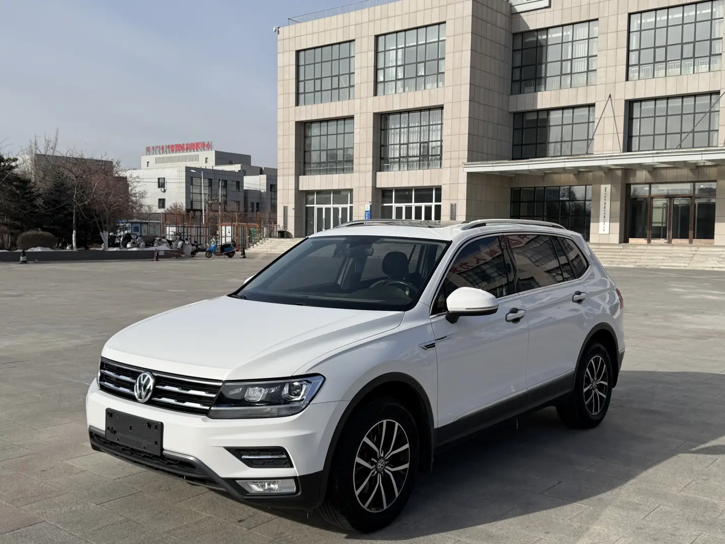 Volkswagen Tiguan L  из Китая