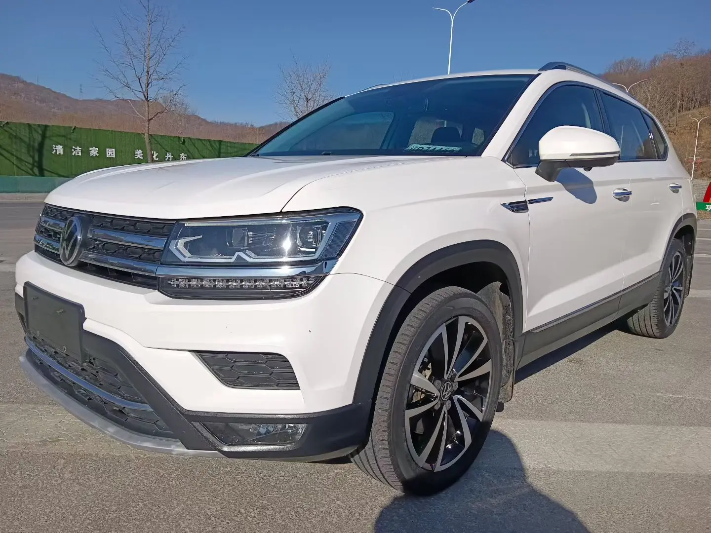 Volkswagen Tharu  из Китая