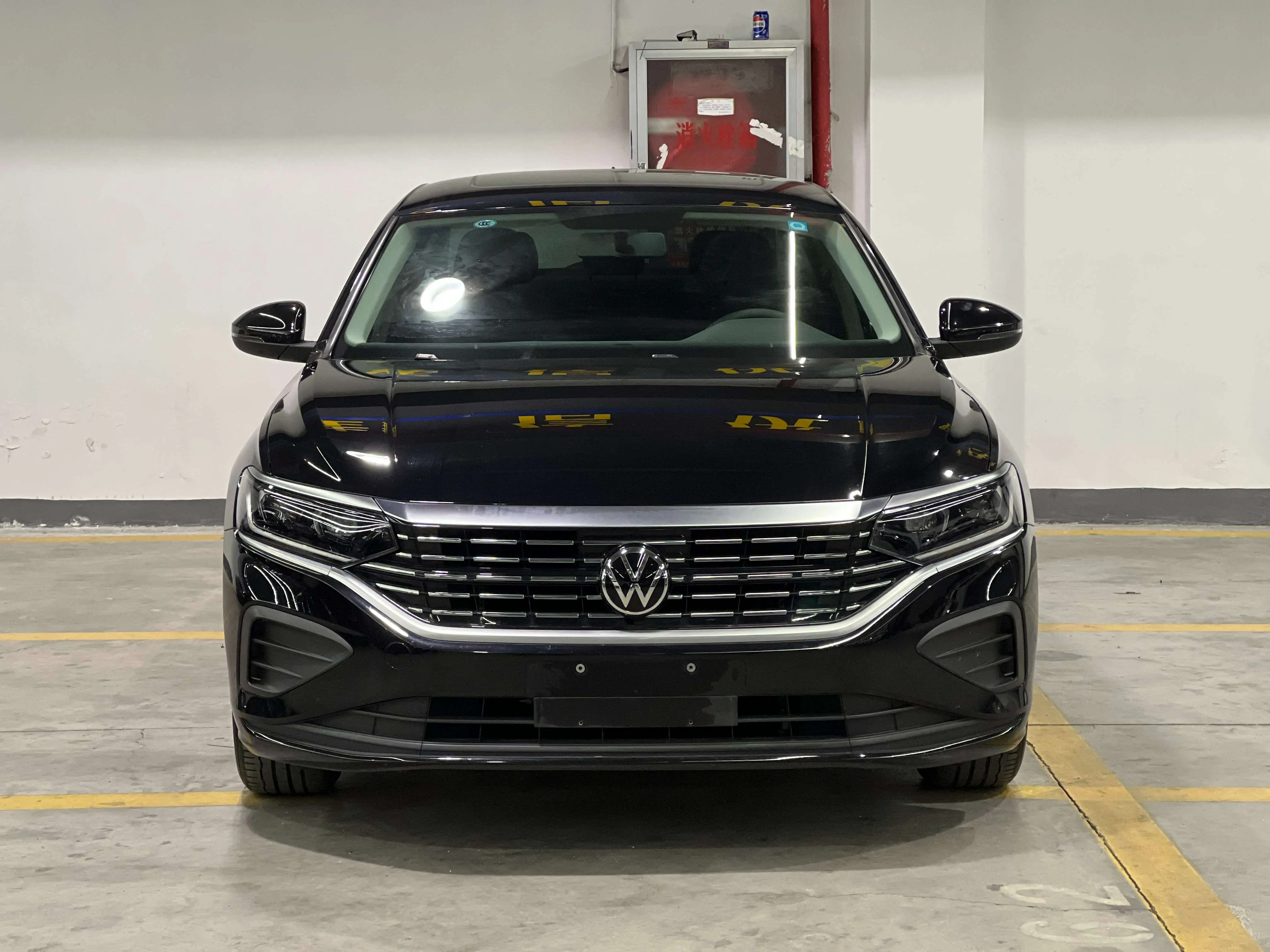 Volkswagen Passat  из Китая