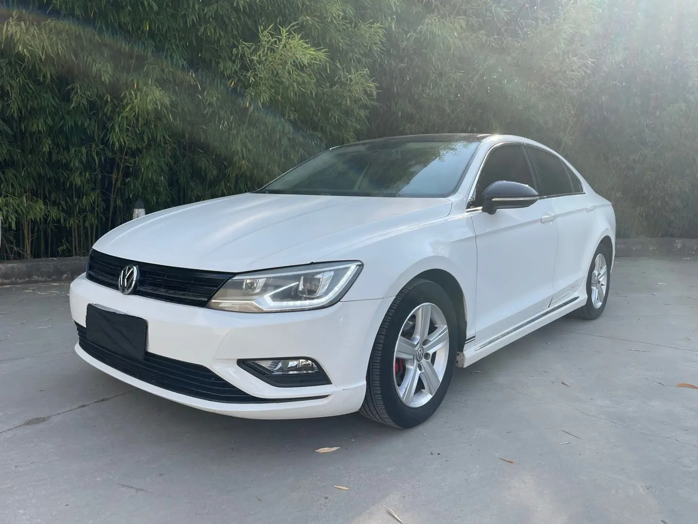 Volkswagen Lamando (Lingdu)  из Китая