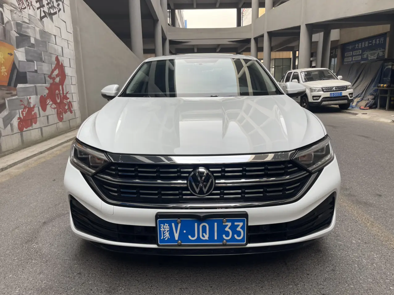 Volkswagen Sagitar  из Китая