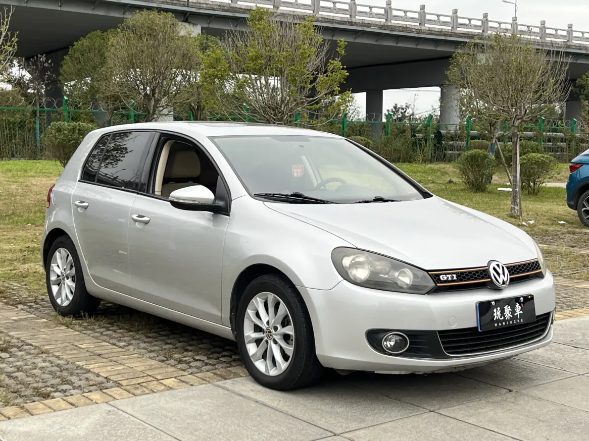 Volkswagen Golf  из Китая