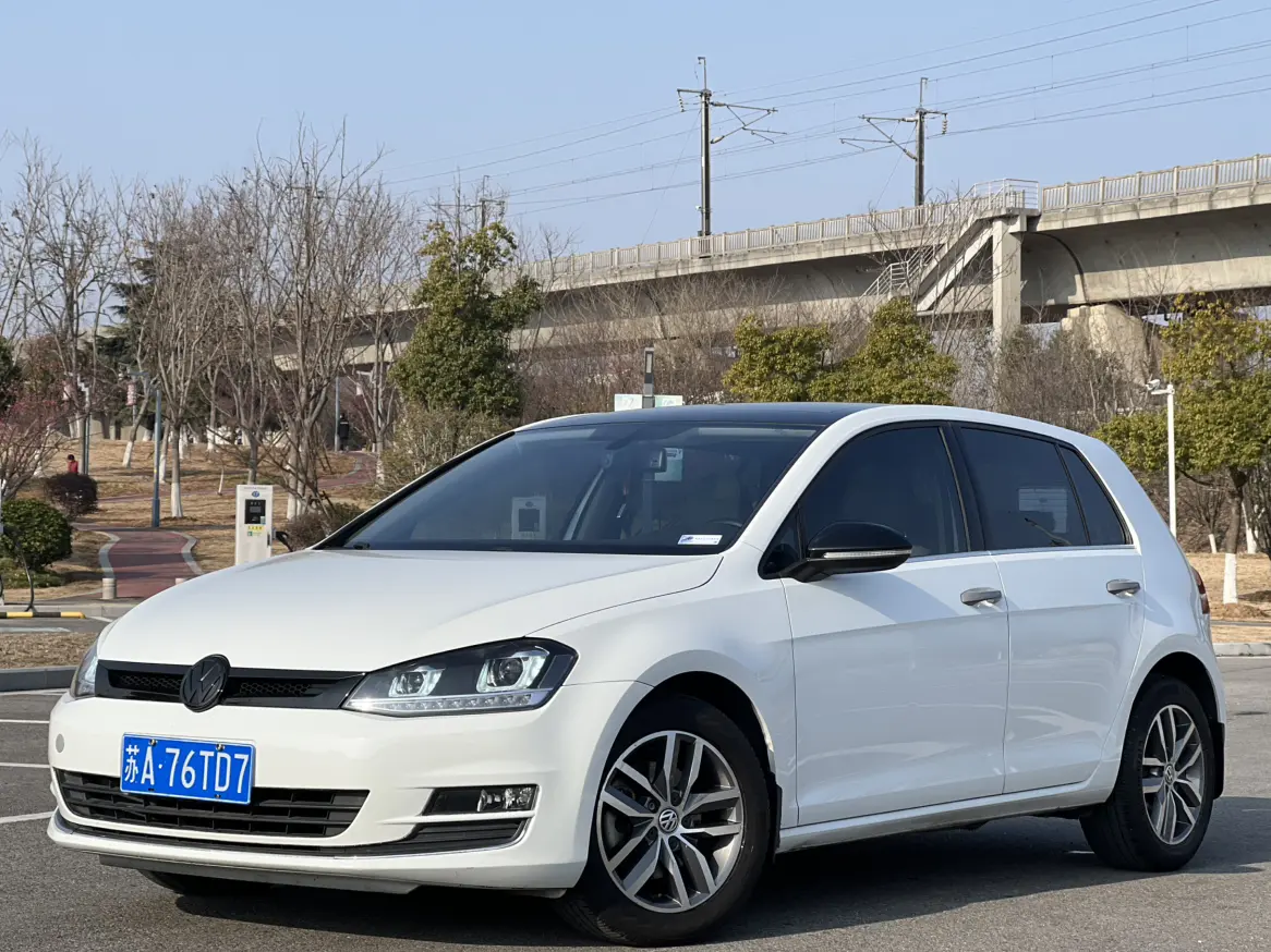 Volkswagen Golf  из Китая