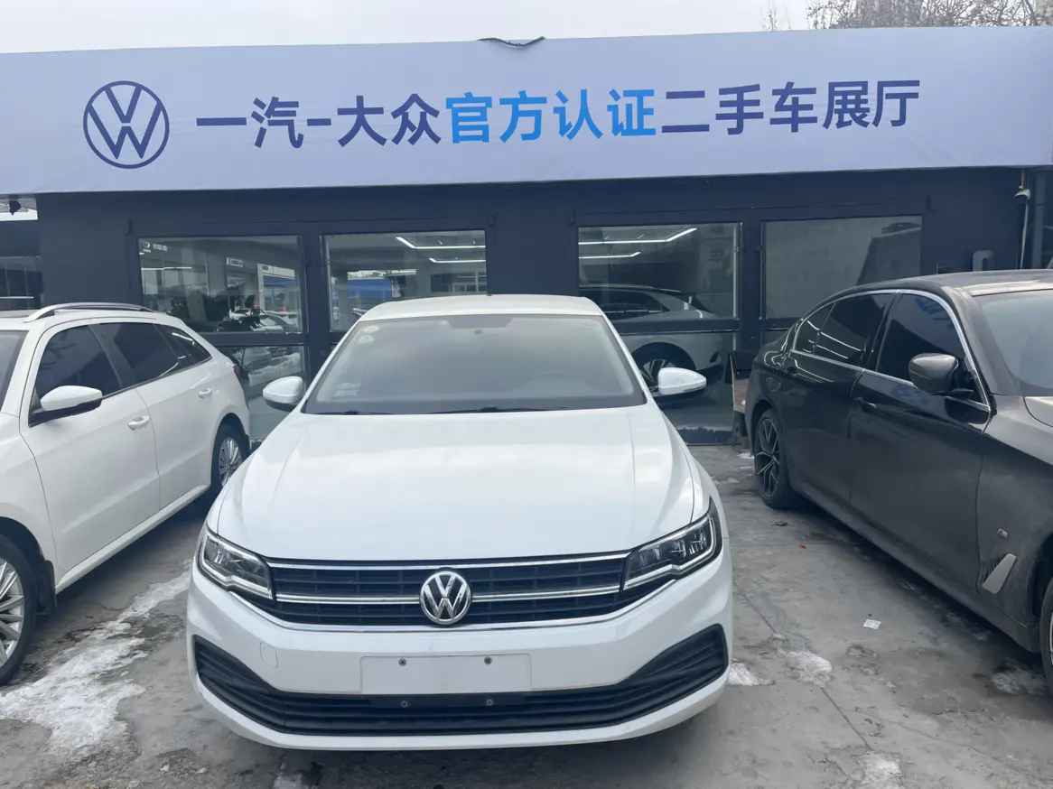 Volkswagen Bora  из Китая