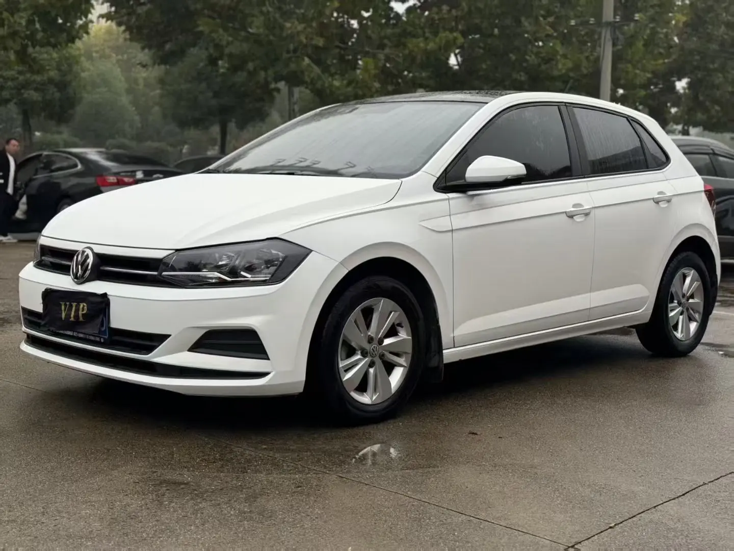 Volkswagen Polo  из Китая