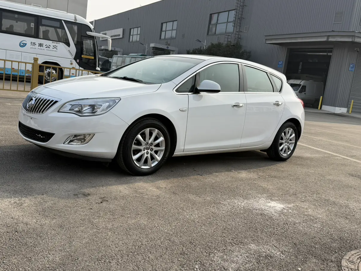Buick Yinglang  из Китая