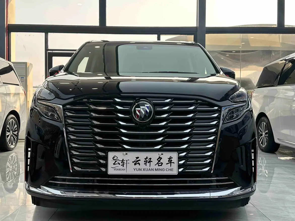 Buick GL8  из Китая