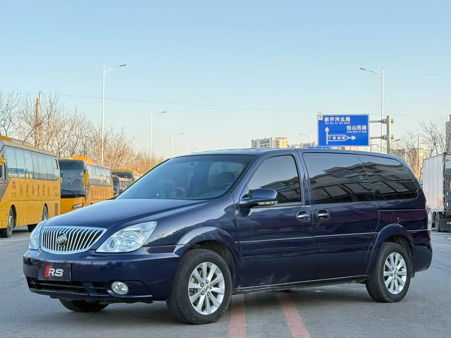 Buick GL8  из Китая