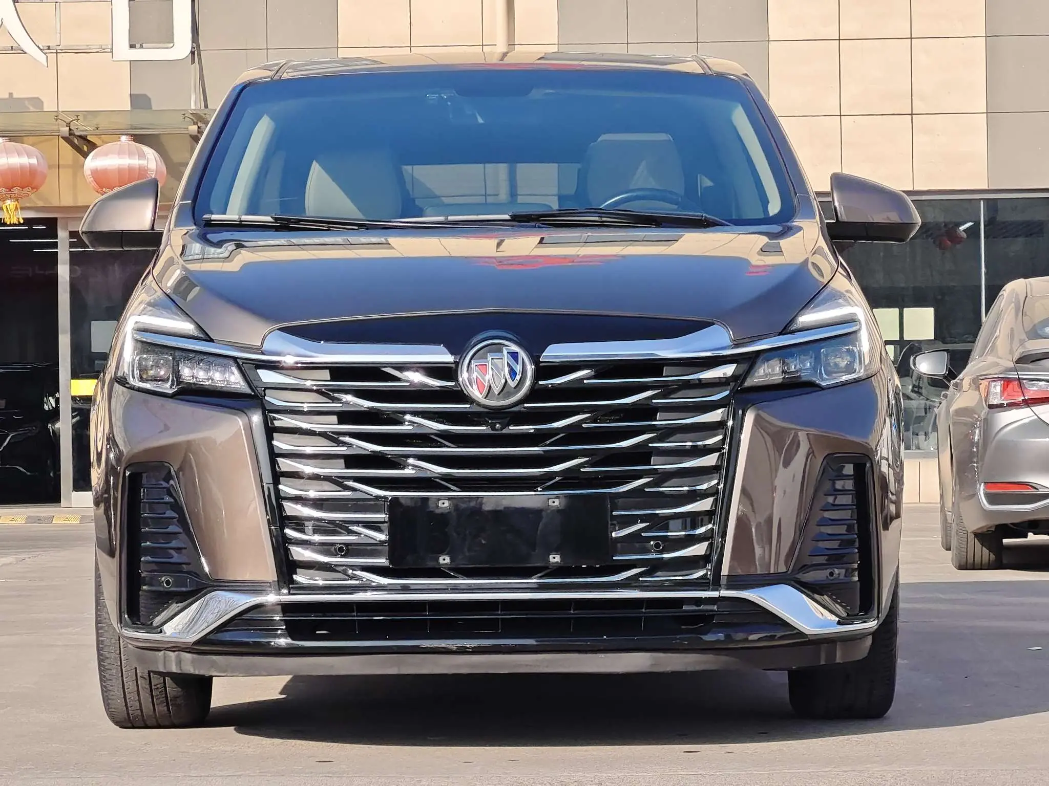 Buick GL8  из Китая