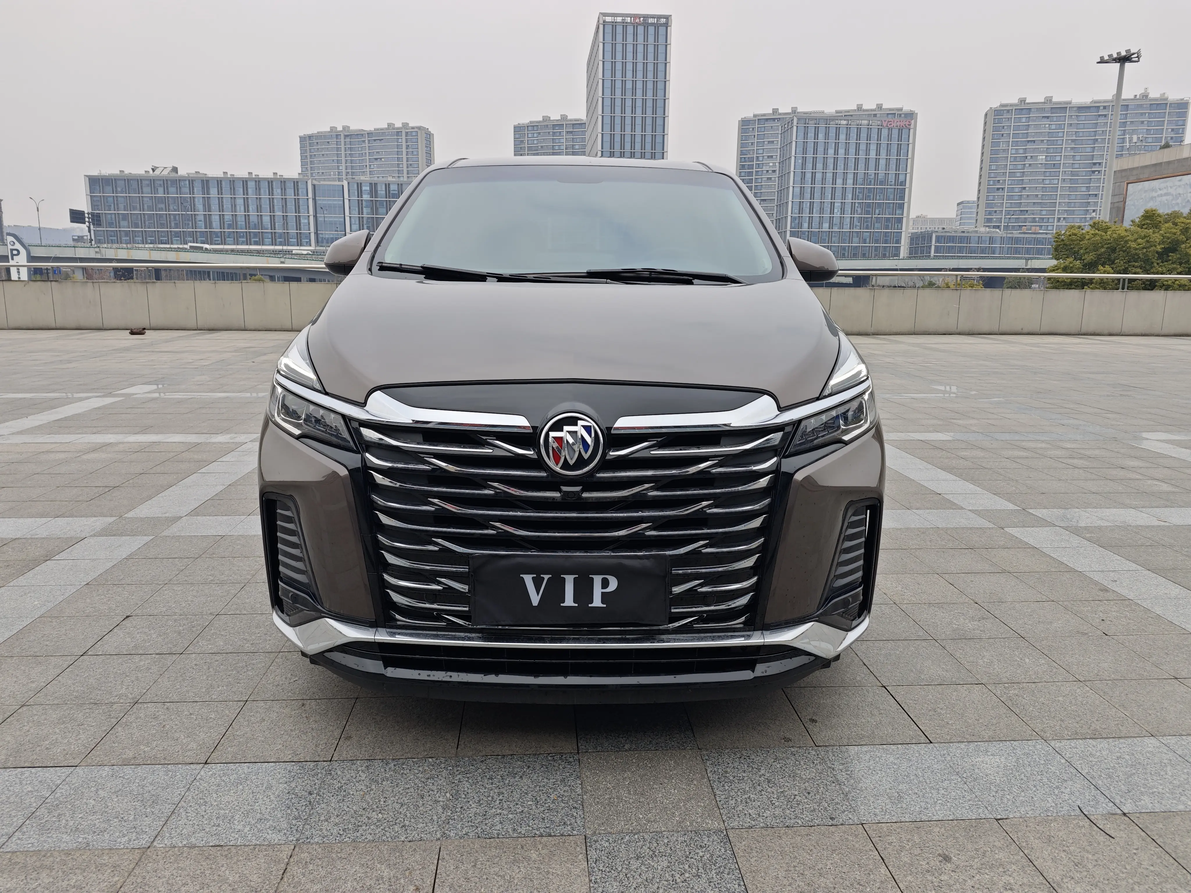 Buick GL8  из Китая