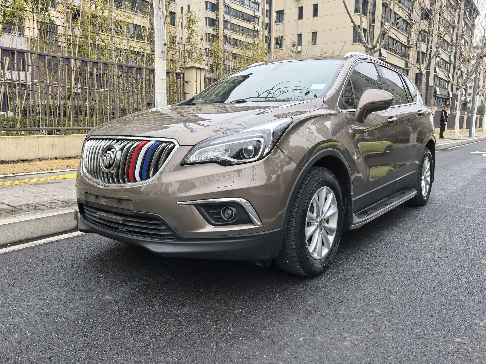 Buick Envision  из Китая