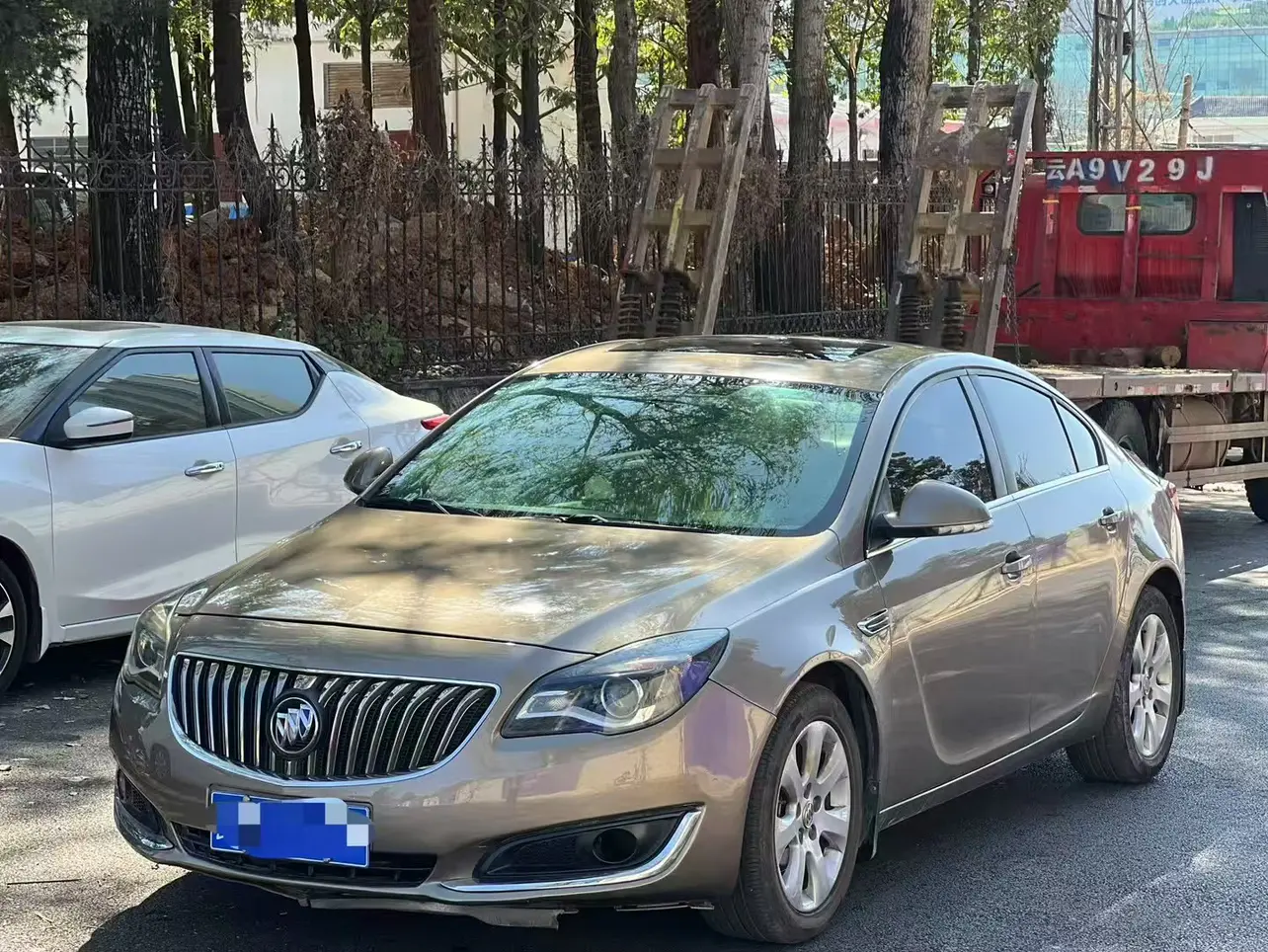 Buick Majesty  из Китая